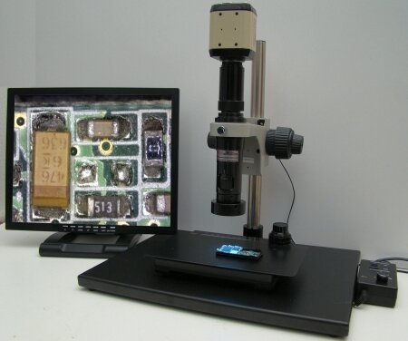 Digital-Mikroskop Di-Li 1006-15
mit 15 Zoll Monitor